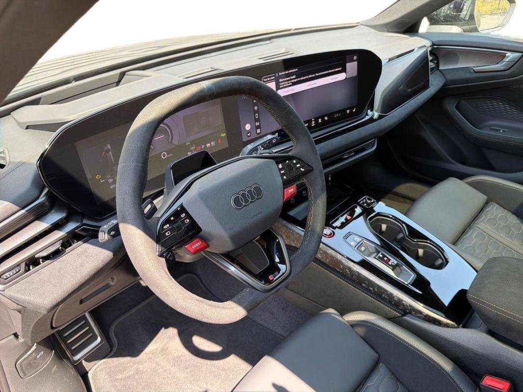 Audi RS5 - Photo 18