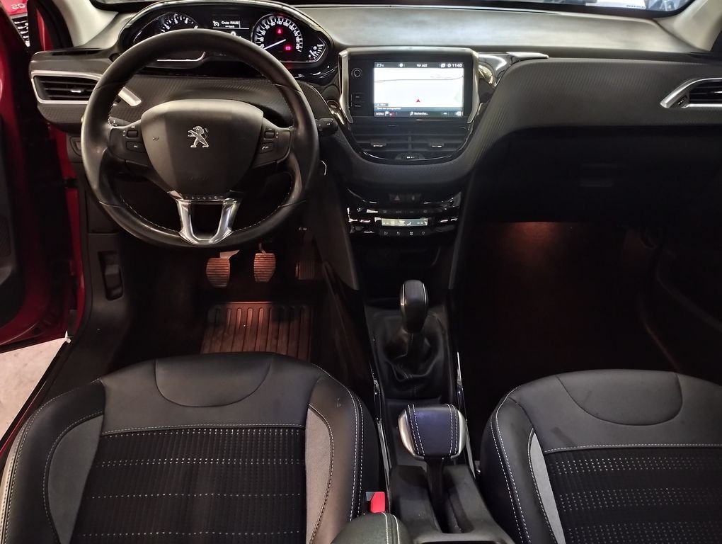 Peugeot 2008 - Photo 3