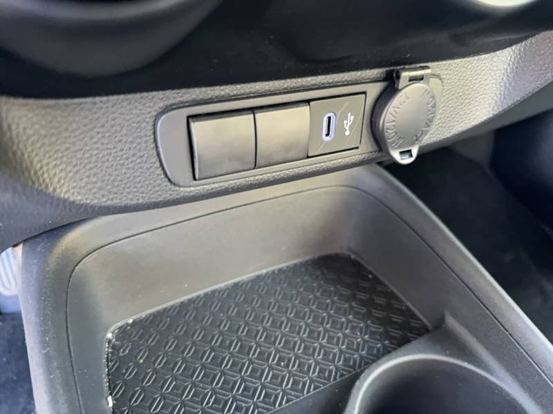 Toyota aygo x - Photo 19
