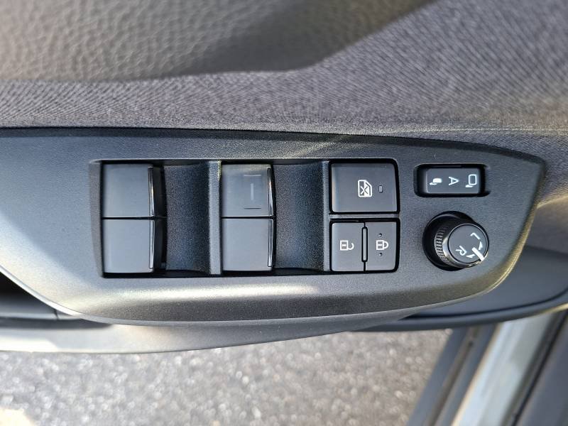 Toyota Yaris - Photo 21
