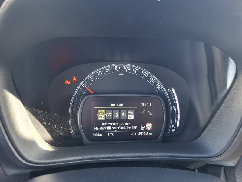 Toyota aygo x - Photo 25
