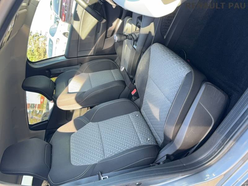 Renault Clio - Photo 24