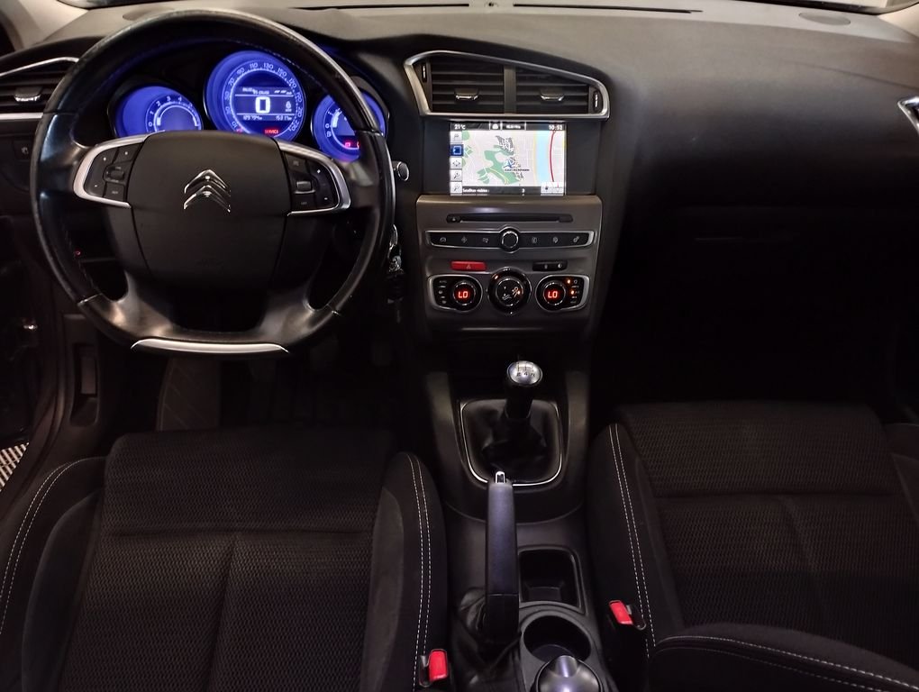 Citroën C4 - Photo 3