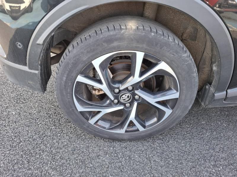 Toyota C-HR - Photo 11