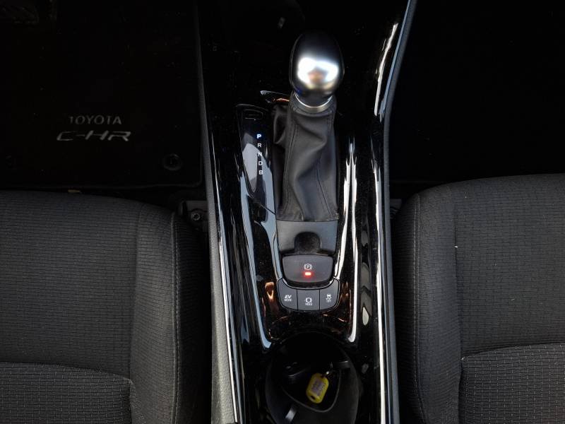 Toyota C-HR - Photo 22
