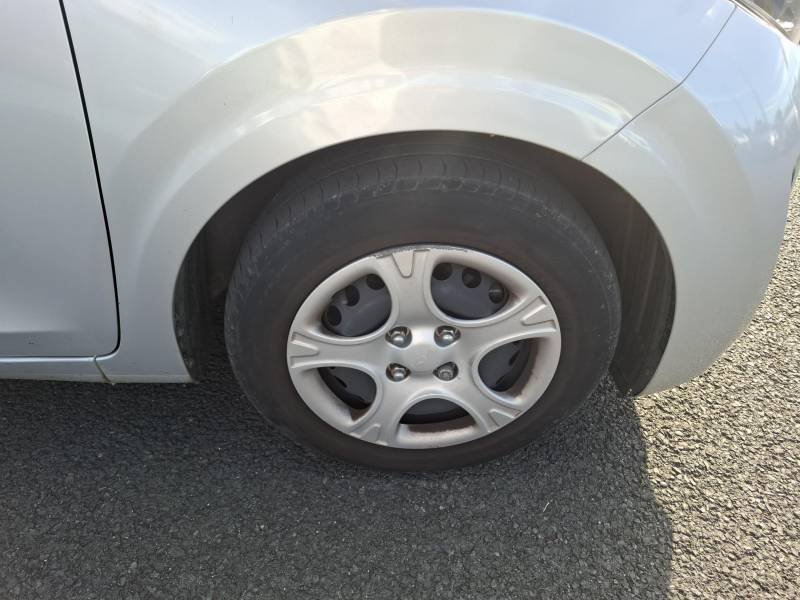 Kia Picanto - Photo 12