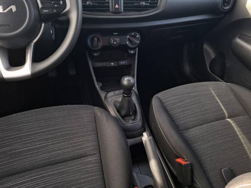 Kia Picanto - Photo 24