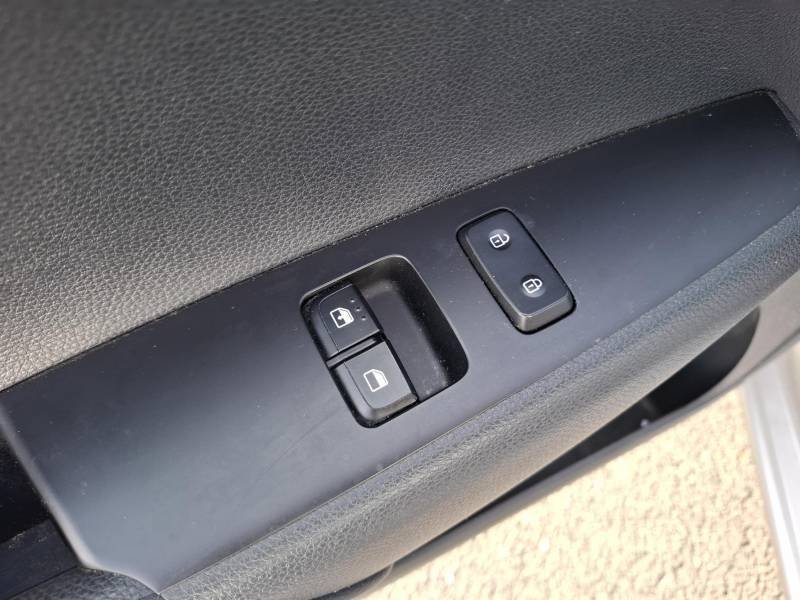Kia Picanto - Photo 28