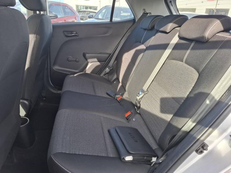 Kia Picanto - Photo 30