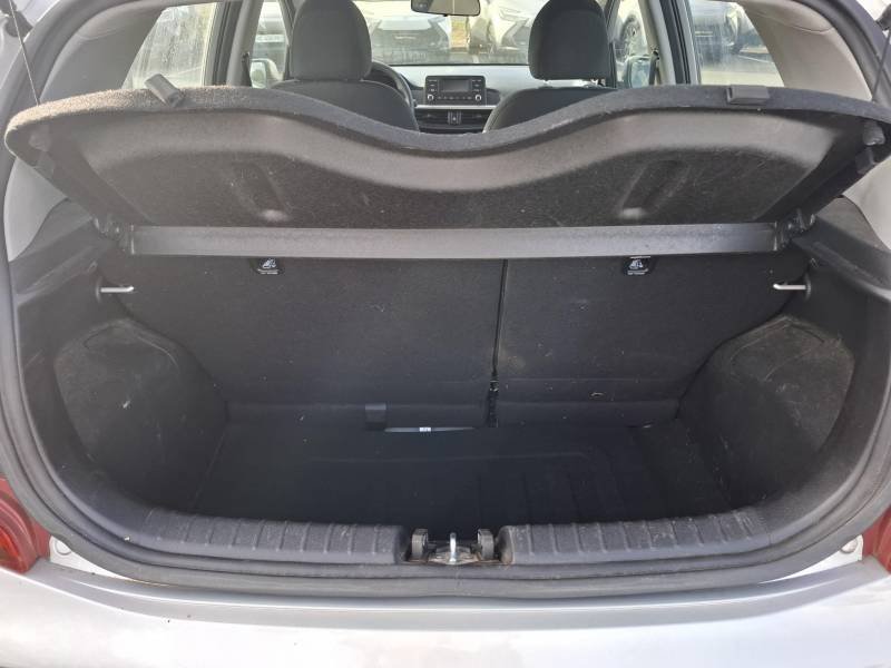 Kia Picanto - Photo 33
