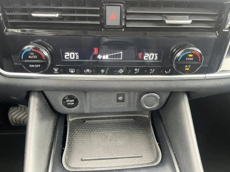 Nissan Qashqai - Photo 12