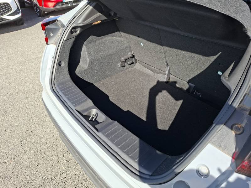 Nissan Juke - Photo 18
