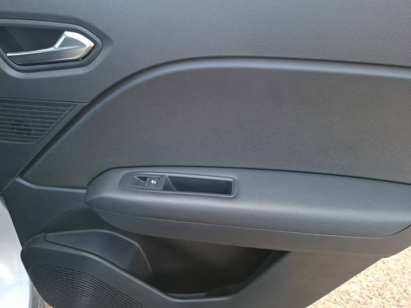 Renault Captur - Photo 16
