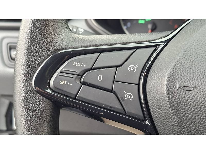 Renault Clio - Photo 24