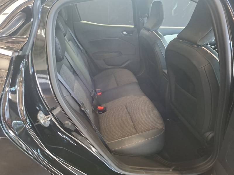 Renault Clio - Photo 17