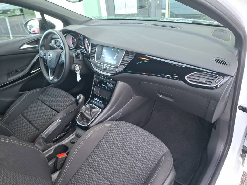 Opel Astra - Photo 12