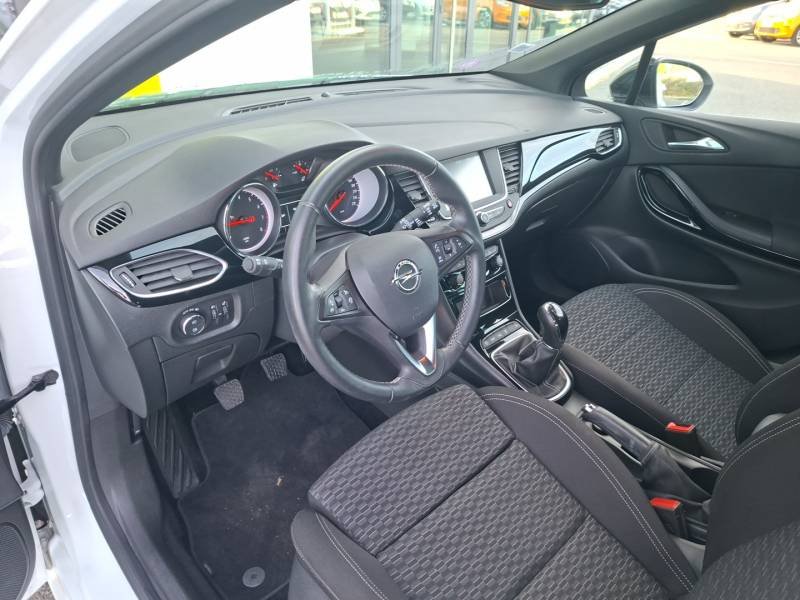 Opel Astra - Photo 14