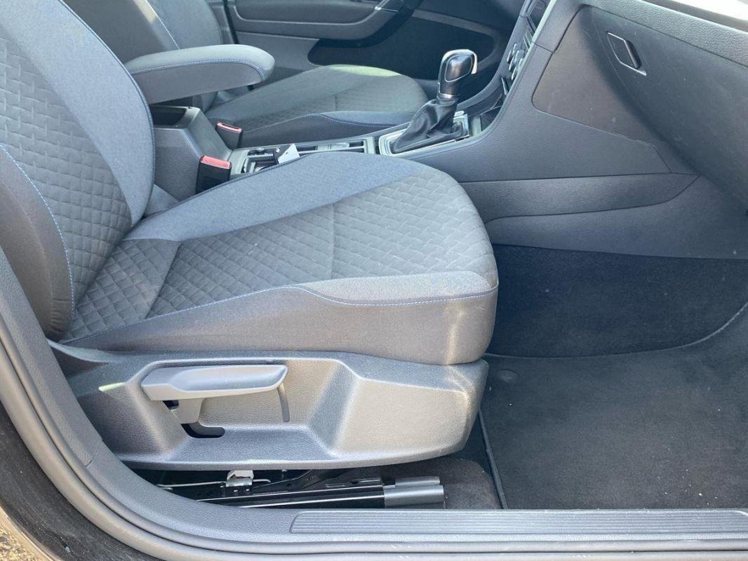 Volkswagen Golf - Photo 18