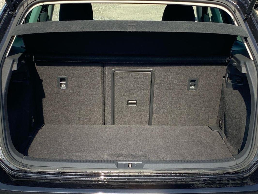 Volkswagen Golf - Photo 4