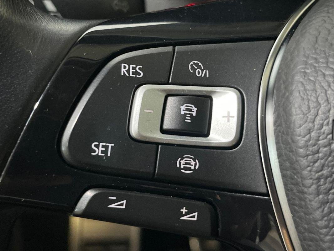 Volkswagen Golf - Photo 21