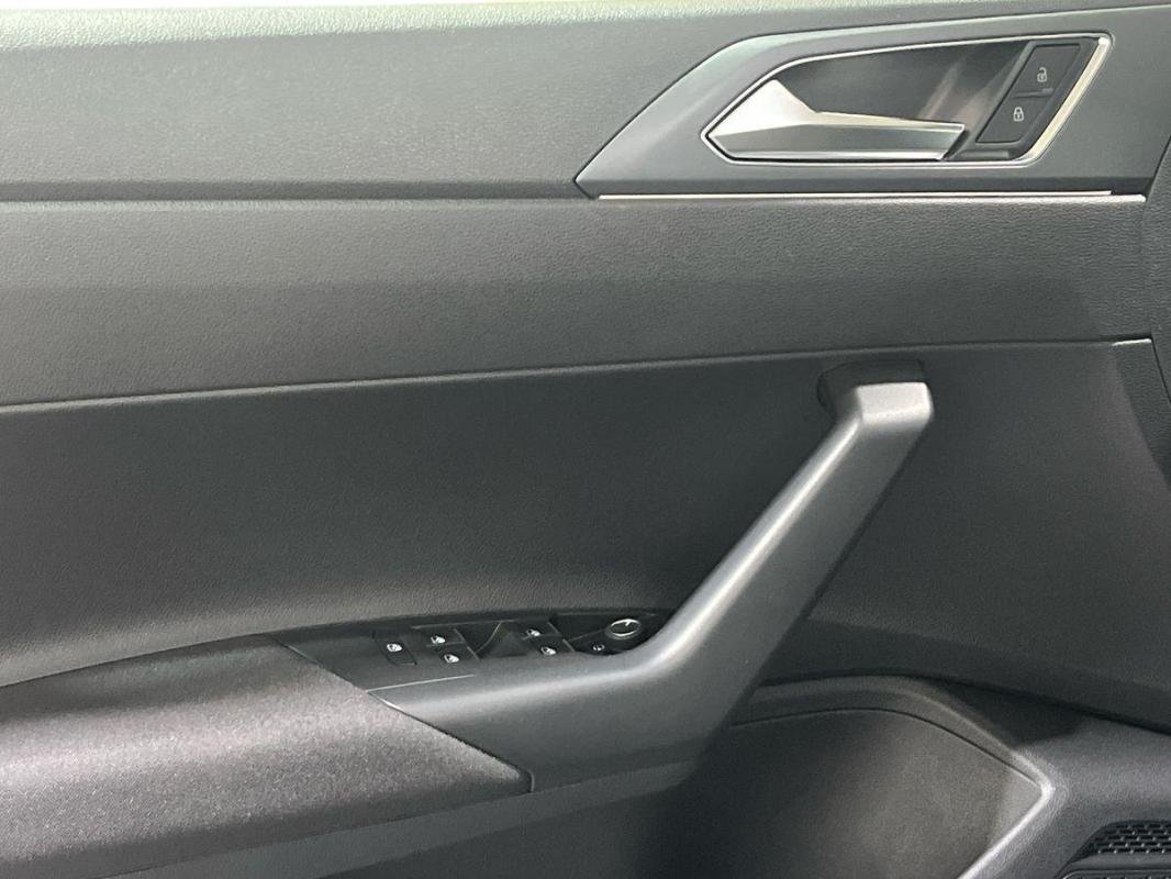 Volkswagen Polo - Photo 15