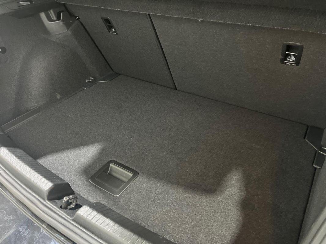 Volkswagen Polo - Photo 32