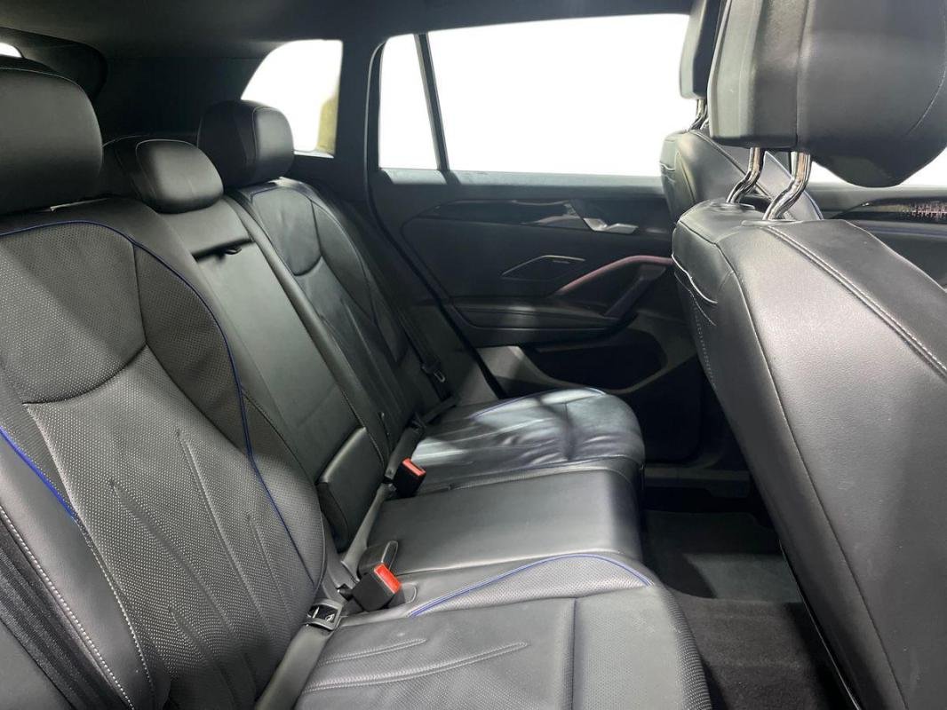 Volkswagen Tiguan - Photo 23