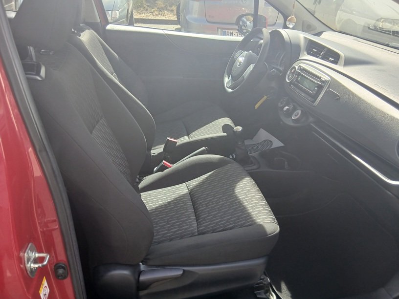 Toyota Yaris - Photo 5