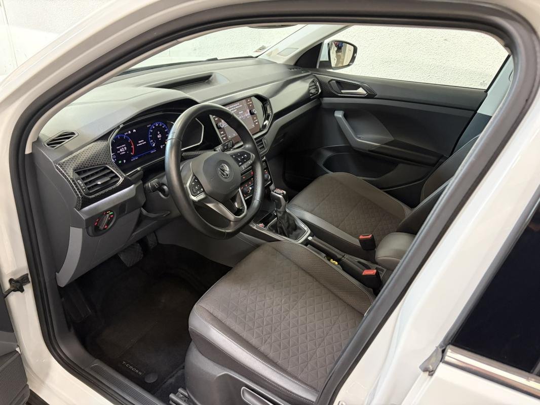 Volkswagen T-Cross - Photo 23