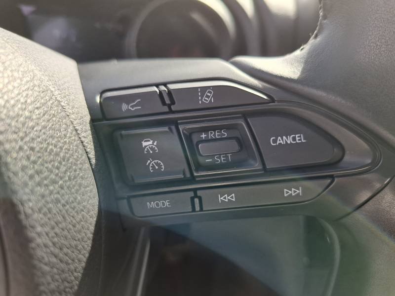 Toyota Yaris - Photo 15
