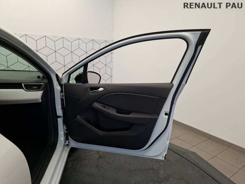 Renault Clio - Photo 14