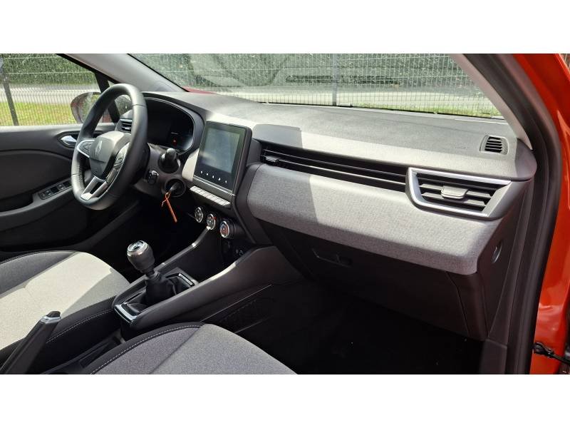 Renault Clio - Photo 17