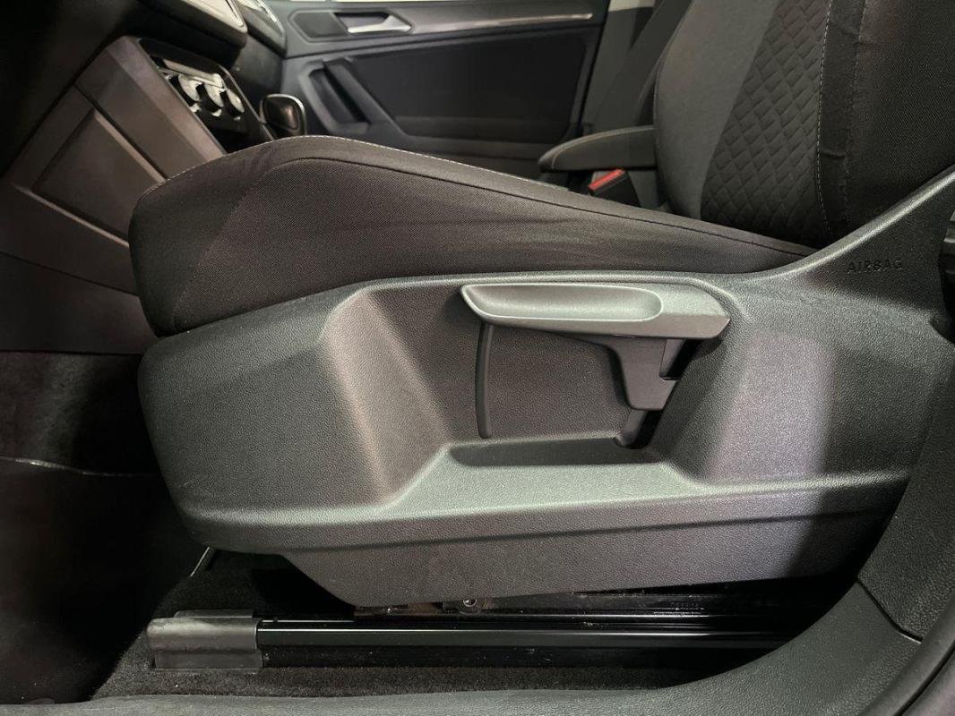 Volkswagen Tiguan - Photo 14