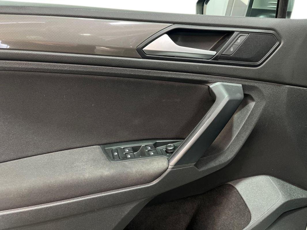 Volkswagen Tiguan - Photo 15