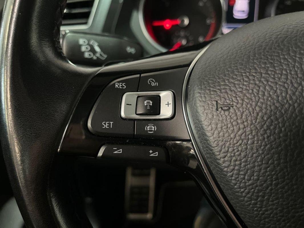 Volkswagen Tiguan - Photo 20