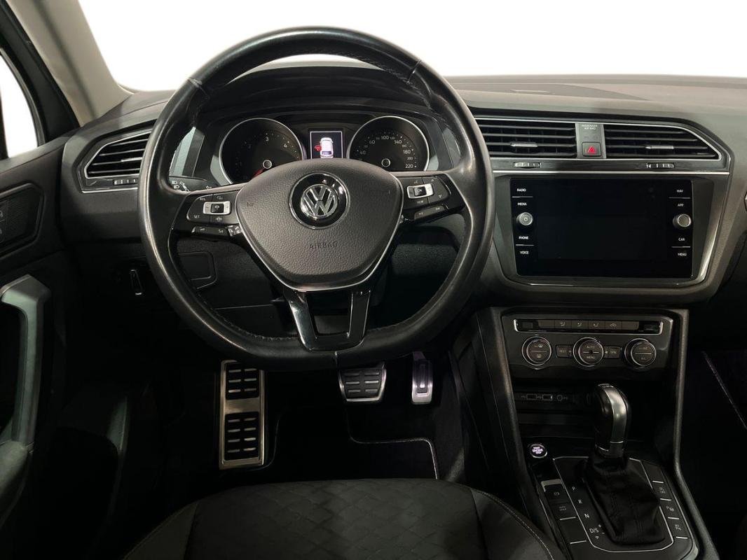 Volkswagen Tiguan - Photo 24
