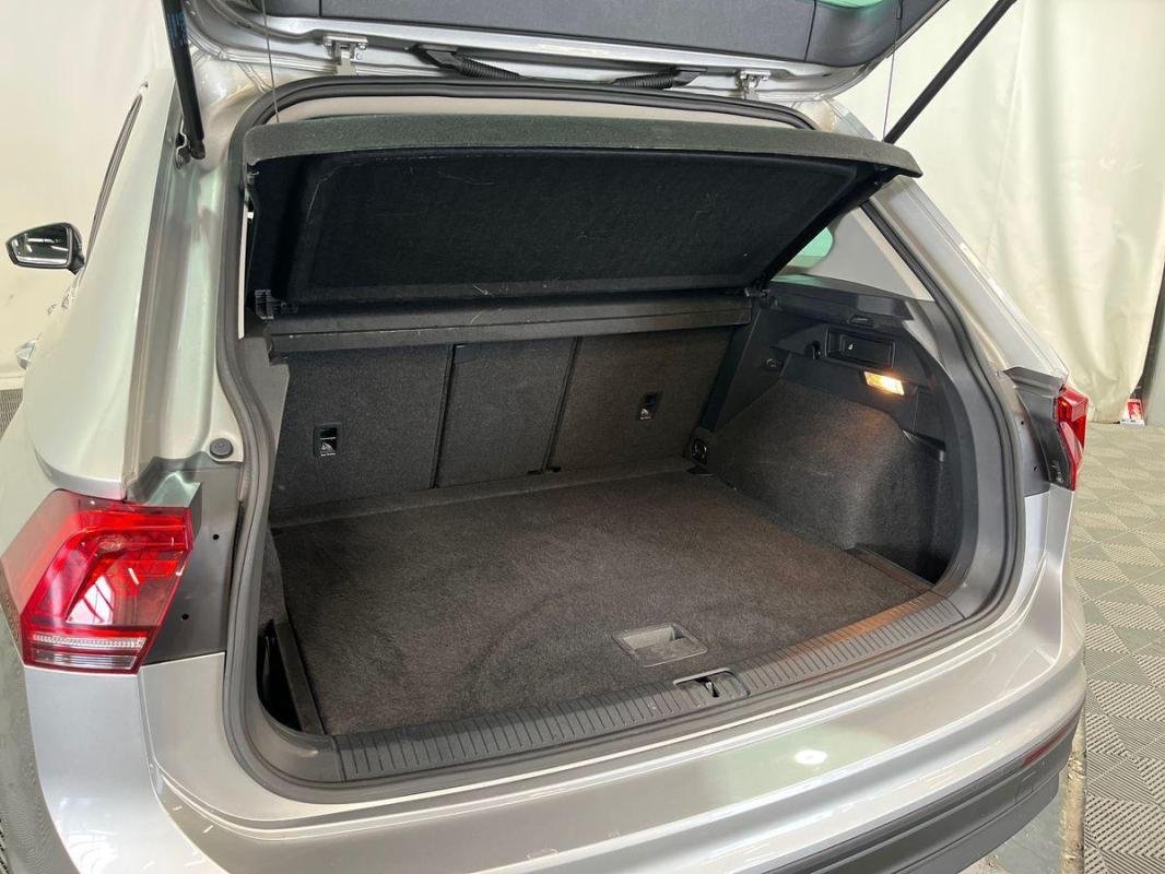 Volkswagen Tiguan - Photo 32