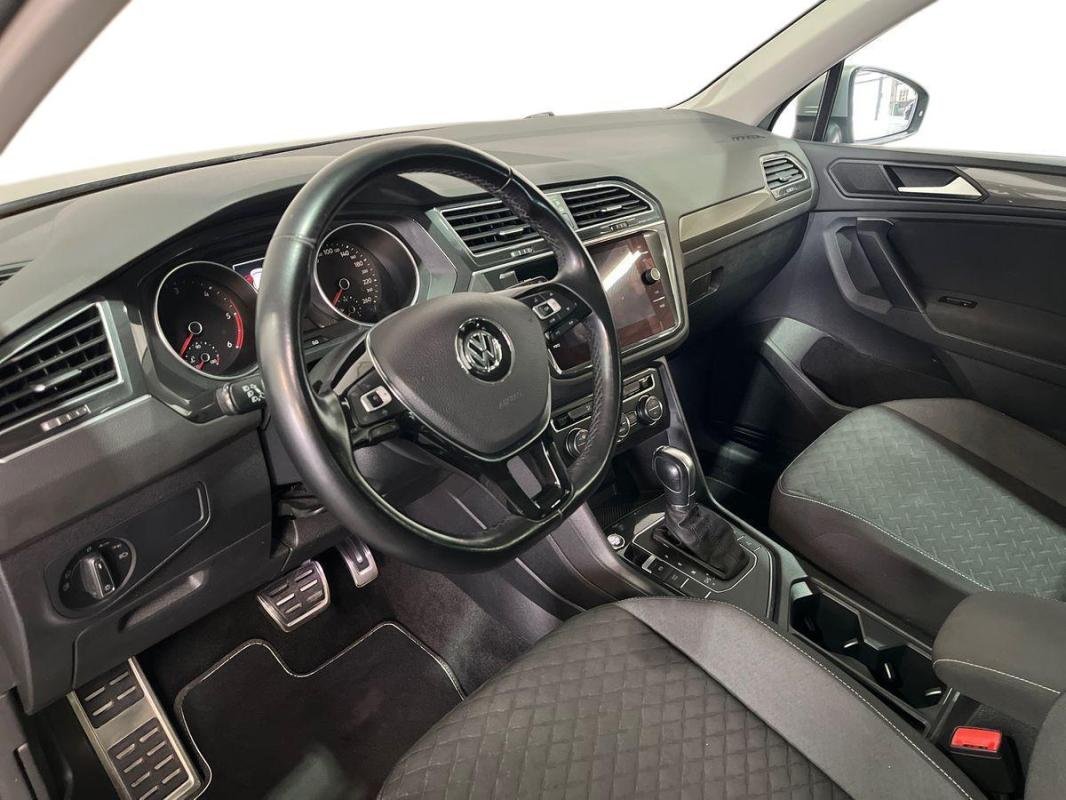 Volkswagen Tiguan - Photo 9