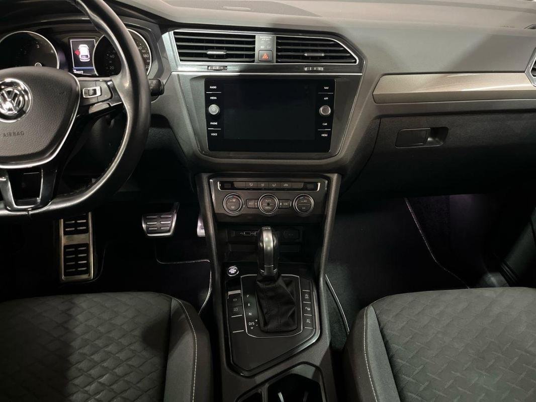 Volkswagen Tiguan - Photo 10