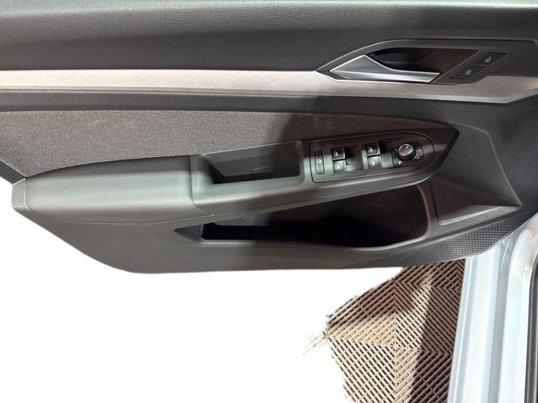 Volkswagen Golf - Photo 15