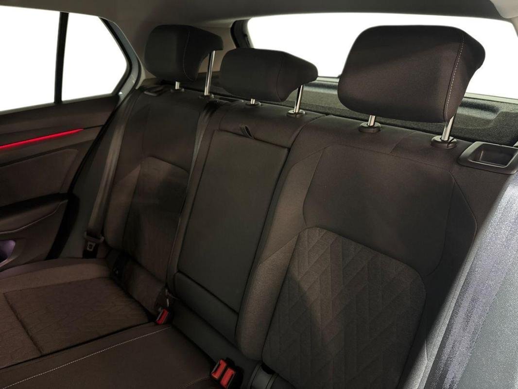 Volkswagen Golf - Photo 23