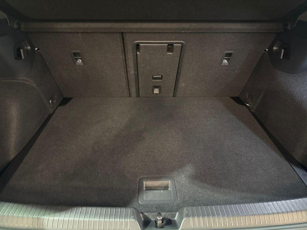 Volkswagen Golf - Photo 31