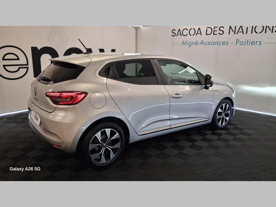 Renault Clio - Photo 19