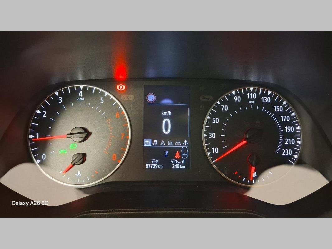 Renault Clio - Photo 8