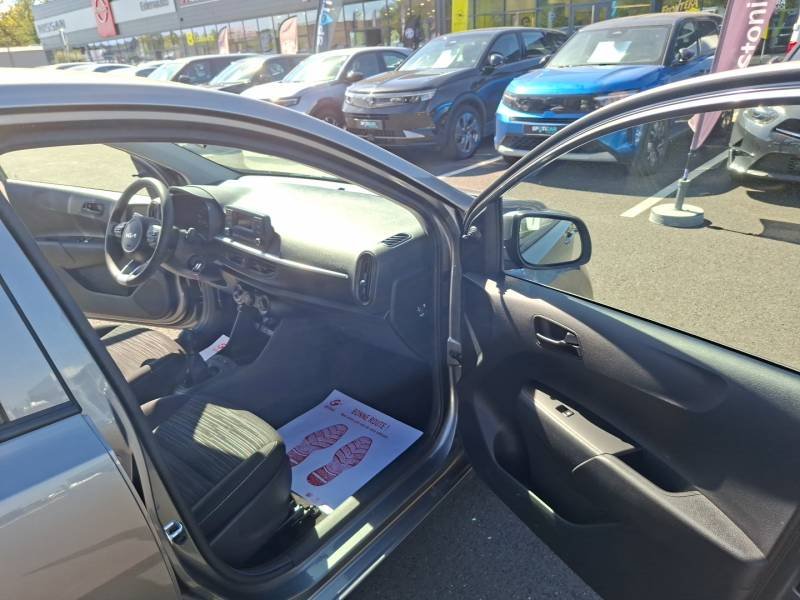 Kia Picanto - Photo 12