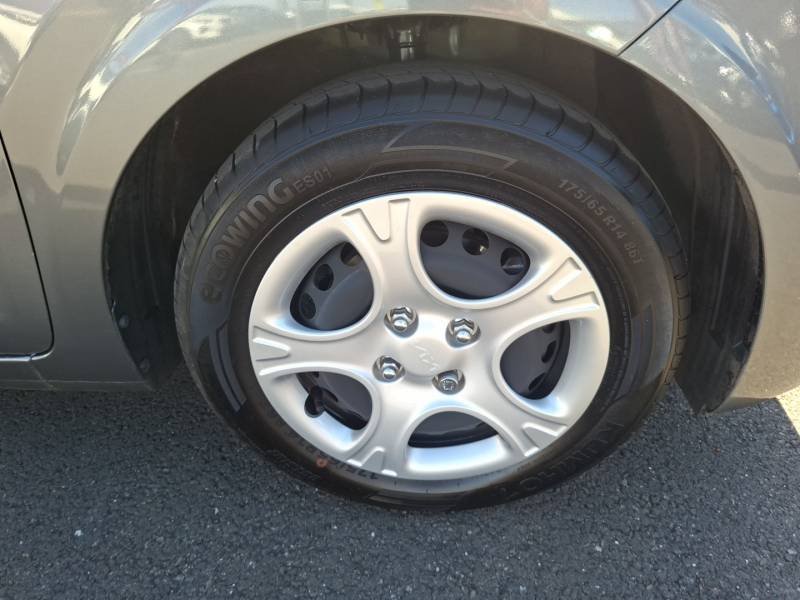 Kia Picanto - Photo 20