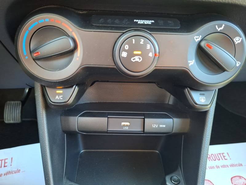 Kia Picanto - Photo 23