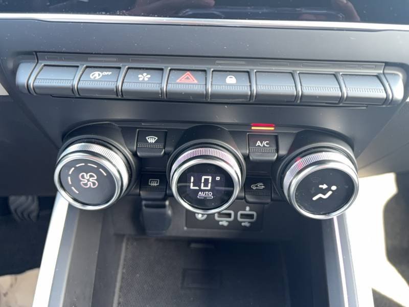Renault Clio - Photo 27