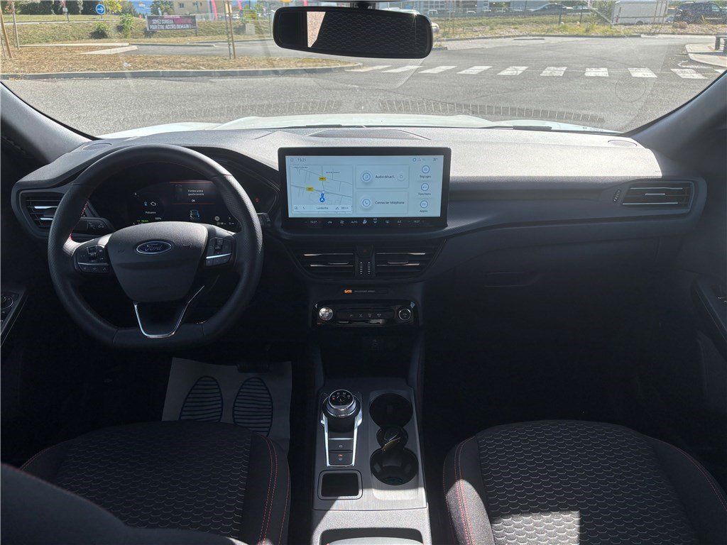 Ford Kuga - Photo 15