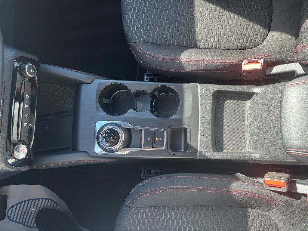 Ford Kuga - Photo 22